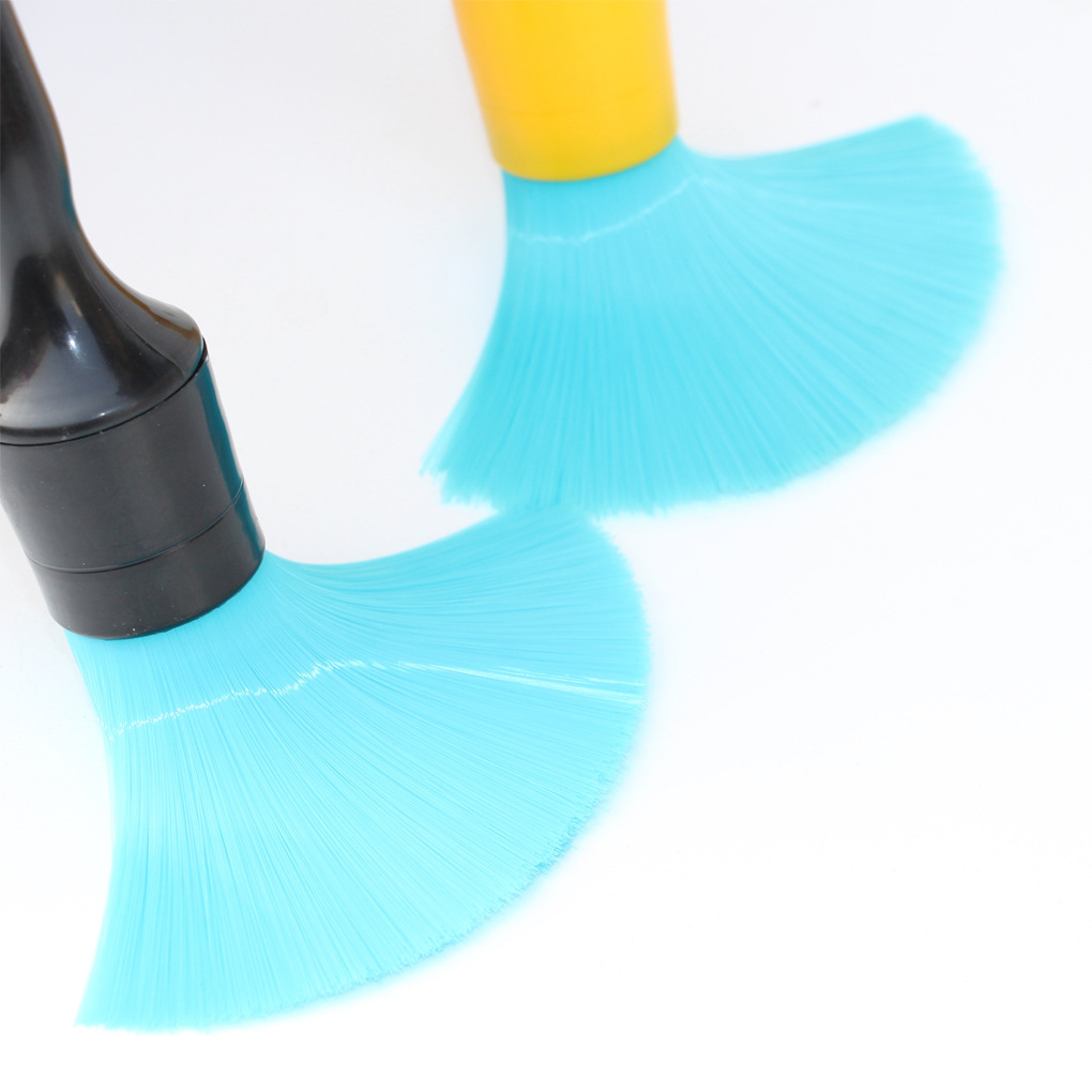 汽車硬毛黃色發動機清潔刷與格柵刷 細節清洗與機械設備租賃的完美結合